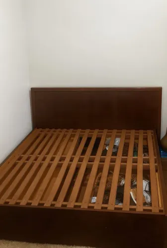 Base para cama em madeira