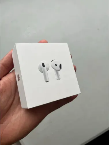 Airpods 4 com cancelamento de Ruídos
