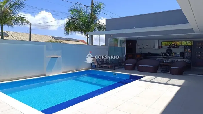 Sobrado de esquina com 03 suítes Atami Sul - PR