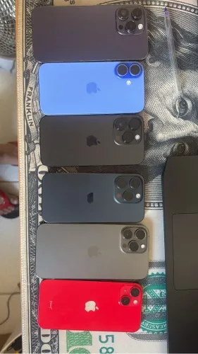 iPhones a venda, tenho vários modelos, chamar no chat