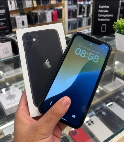 iPhone 11-Black