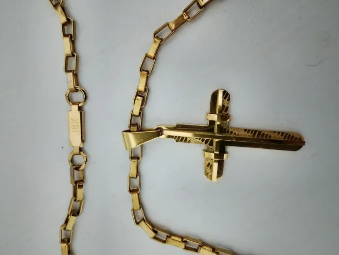 Cordão banhado a ouro 18K, 4mm 70cm
