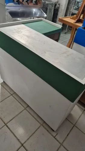 Balcão com caixa
