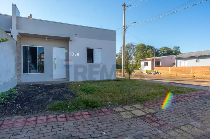 Casa a venda no Loteamento Calgaro por 250 mil