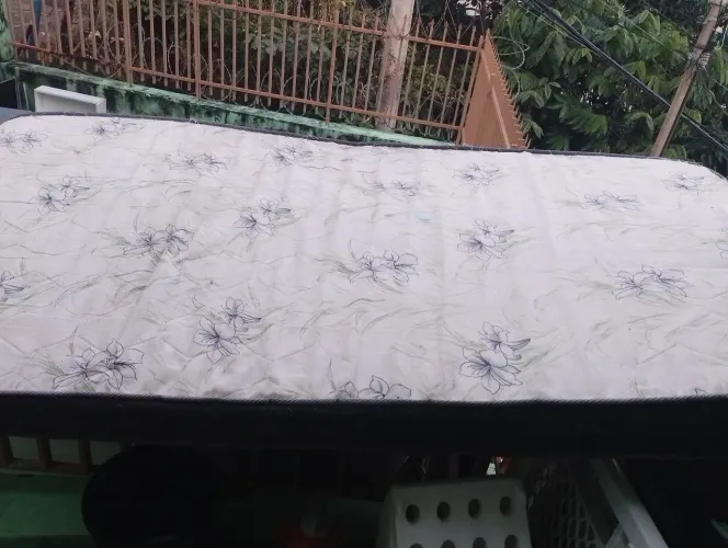COLCHÃO SOLTEIRO USADO