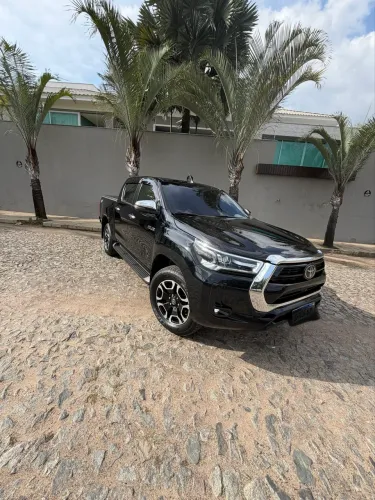 Toyota Hilux CD SRX 4X4 2.8 TDI 16V Diesel Aut. 2022