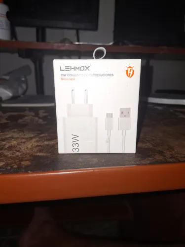 Carregador Lehmox 33w com cabo usb