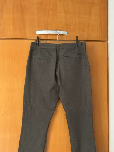 Calça Aramis verde militar 42
