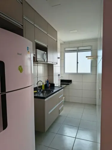 Alugo 2/4 proximo ao castelao
