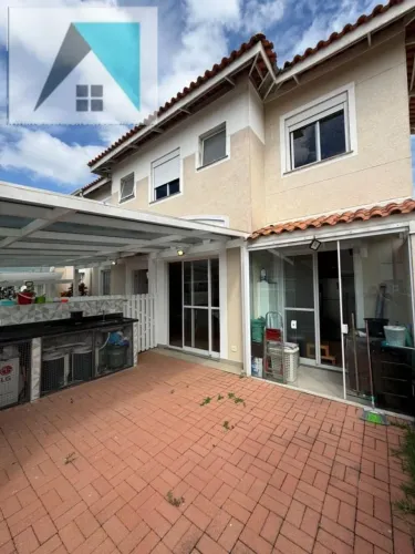 Casa em Condomínio para Locação em Santana de Parnaíba, Chácara do Solar III, 3 dormitório