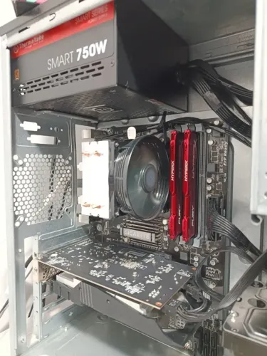 PC GAMER AMD FX-8350 + GTX 1050 + 16GB RAM - COMPLETO