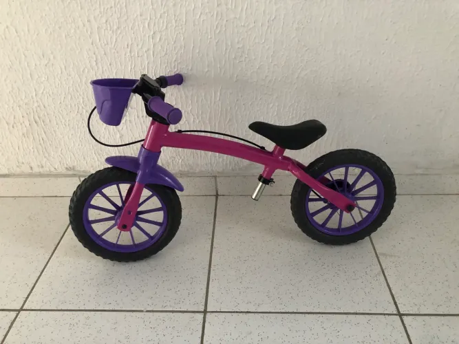 Bicicleta de equilíbrio 