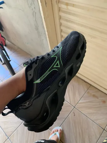 Mizuno wave 3 stratos
