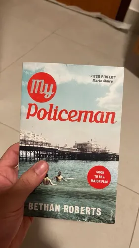 Livro My Policeman/Meu Policial - Versão em Inglês