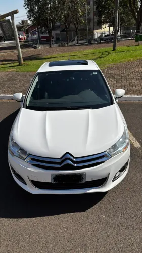 Citroen C4 Lounge Exclusive 1.6 Turbo 4P Aut. 2015