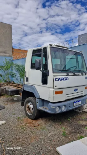 Ford Cargo 815s