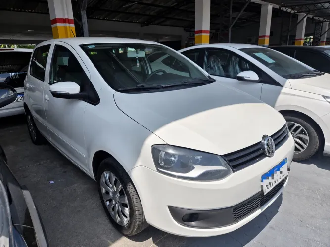 Volkswagen Fox 1.0 MI Total Flex 8V 5P 2012
