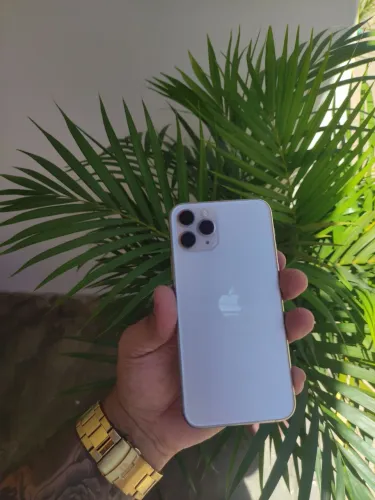 iPhone 11 PRO 64GB - Todo Original