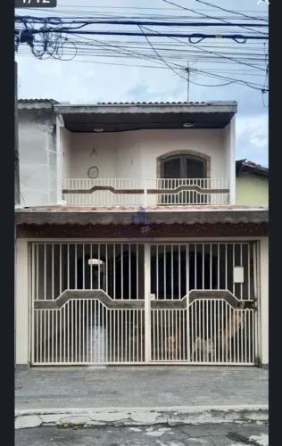 CASA RESIDENCIAL em TAUBATÉ - SP, PARQUE ARCO ÍRIS