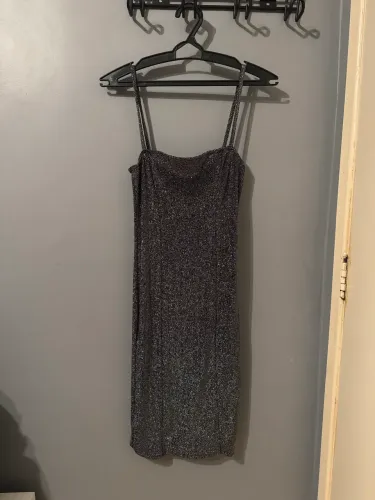 Vestido midi cinza brilhante