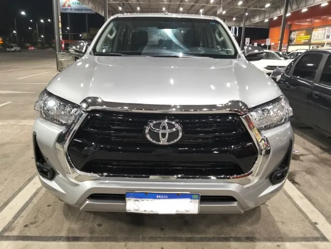 Toyota Hilux CD SR 4X4 2.8 TDI Diesel Aut. 2024