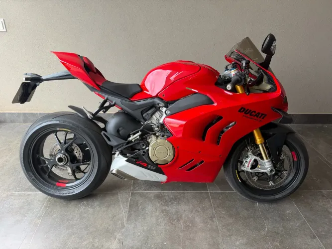 Ducati Panigale V4 S 2023
