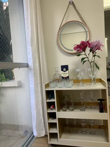 Bar móvel com rodinha 