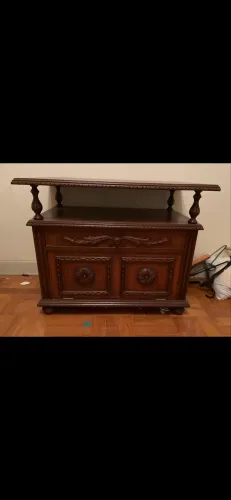 Móvel antigo para tv ou o que desejar