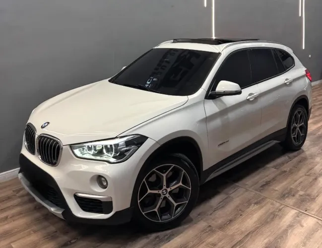 BMW X1 Sdrive 20I X-line 2.0 TB Active Flex 2016
