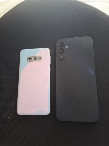Celular pra vender. 