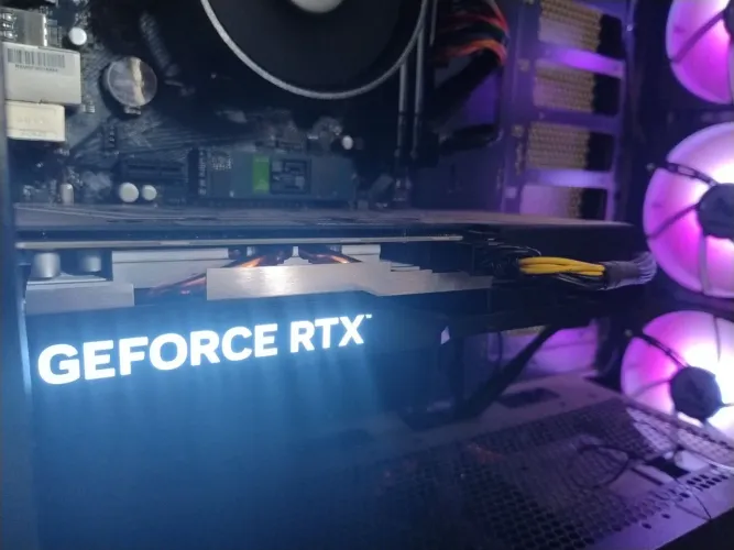 Pc gamer RYZEN 7 RTX 4060, 16 Ram e 1Tera  