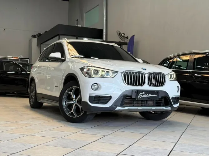BMW X1 Sdrive 20I X-line 2.0 TB Active Flex 2018