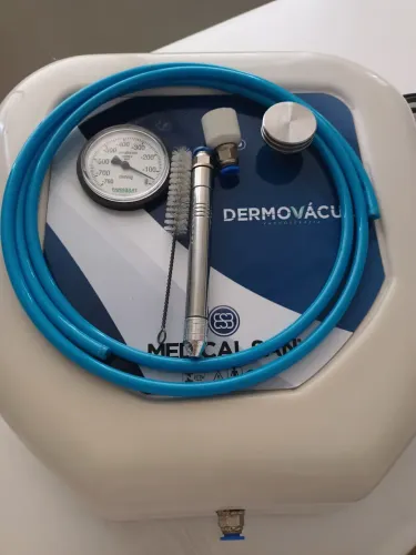 Vendo aparelho de Endermologia completo em ótimo estado .. facial e corporal 