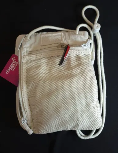 bolsa kipling branca 15x21cm