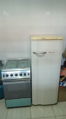 Geladeira e fogão