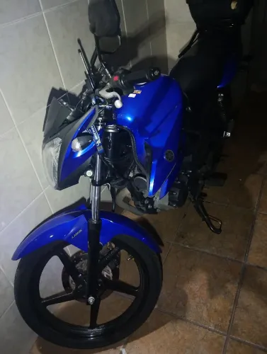 Moto fazer 150