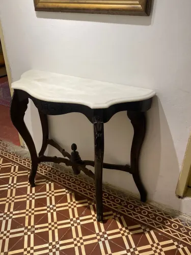 Aparador/ mesa meia-lua de parede