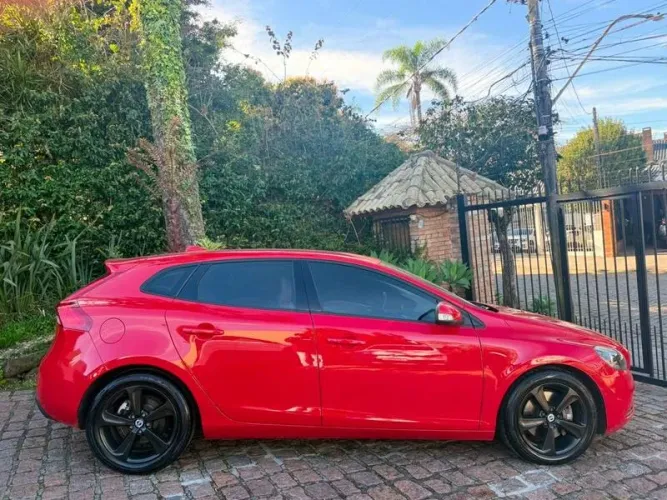 Volvo V40 T-4 2013