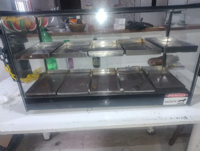 Vitrine top 10 Bandejas Semi nova ESTUFA TITÃ dupla retirada em JACONÉ