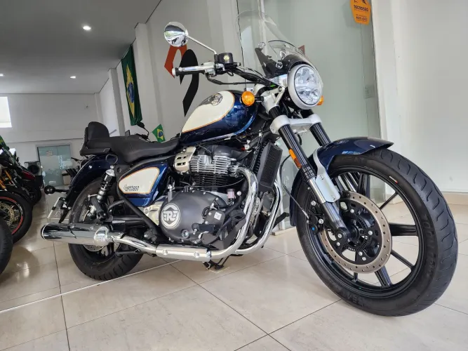 Royal Enfield Super Meteor 650 Celestial Blue 