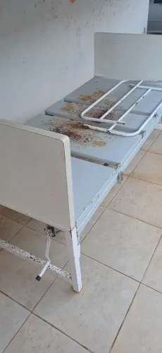 Vendo cama hospitalar!