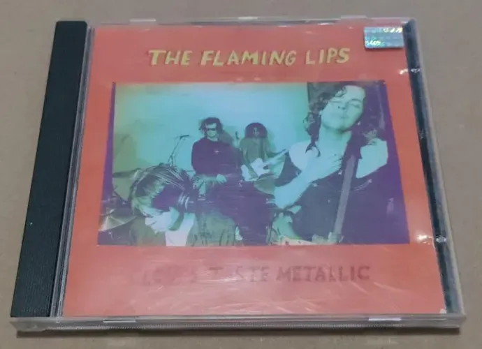 CD - The Flaming Lips - Clouds Taste Metallic - 1995 (IMPORTADO)