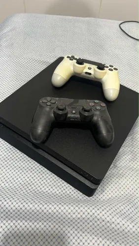 Ps4 slim
