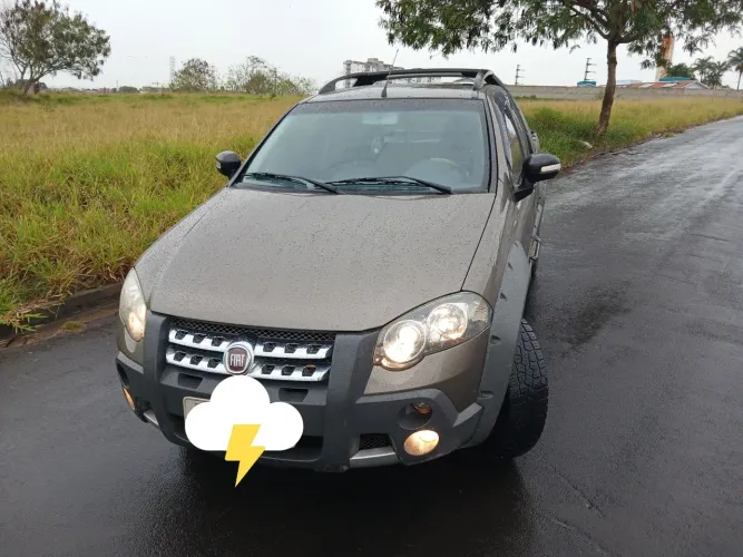 Fiat Strada Adventure 1.8/ 1.8 Locker Flex CE 2011