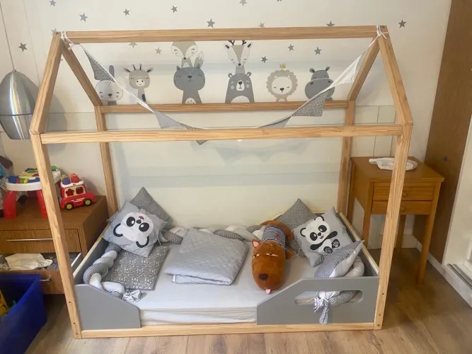 Cama infantil semi nova