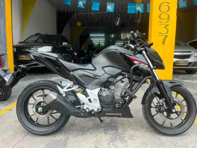 CB300F TWISTER 8.500KM