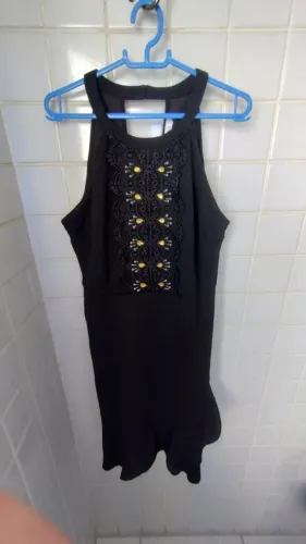 Vestido Curto Preto Frente Única Com Renda E Pedraria (P)