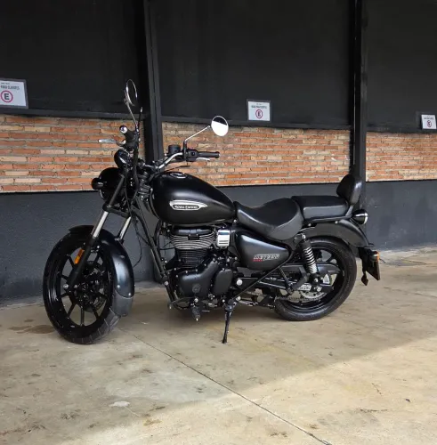 Royal Enfield - Meteor Stellar Black