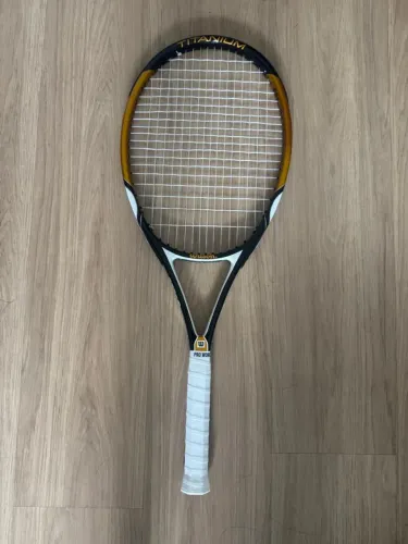 Raquete wilson blade