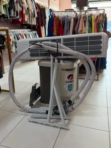 VENDE SE UM AR-CONDICIONADO 24 BTUS INVERTER GREE